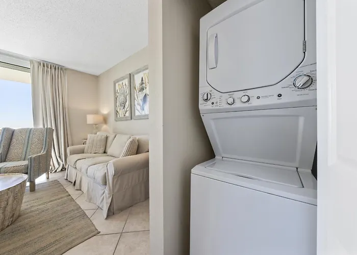 Club 1109 D Apartment